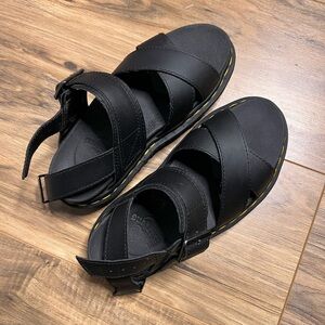 Dr. Martens Voss II Platform Sandal (7)